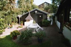 D�sseldorf Haus Meggi: Gartenhaus